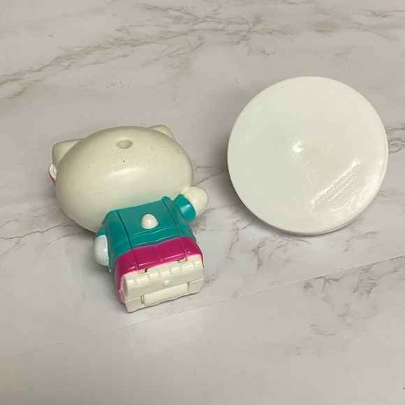 Hello Kitty Sanrio McDonalds Toy Spinning Cake Topper Sitting collection figures - Picture 11 of 13